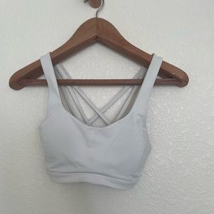 Lululemon Free to be serene bra